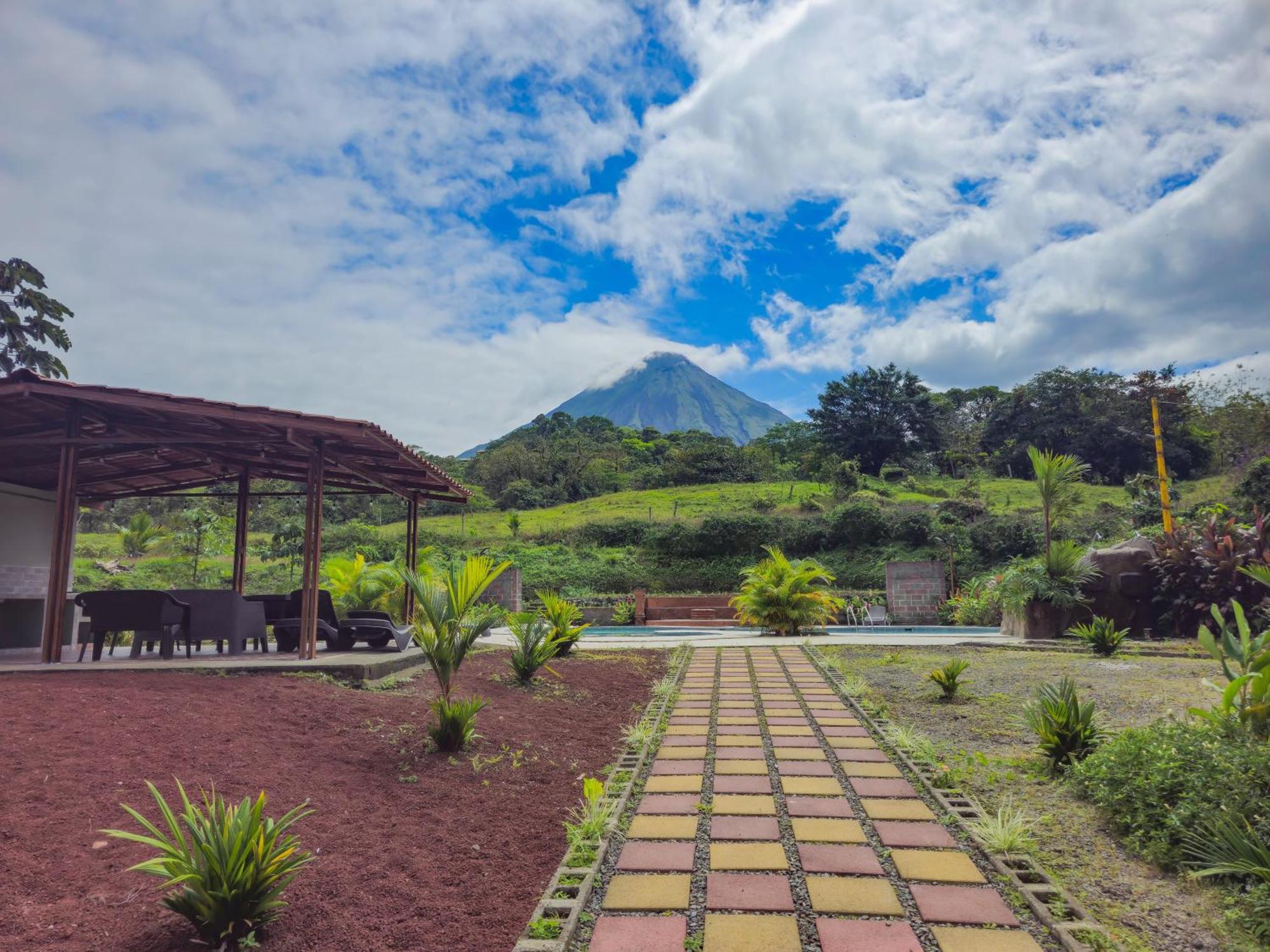 Hotel Confort Arenal *